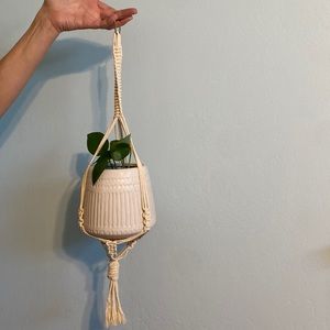 plant macrame holder